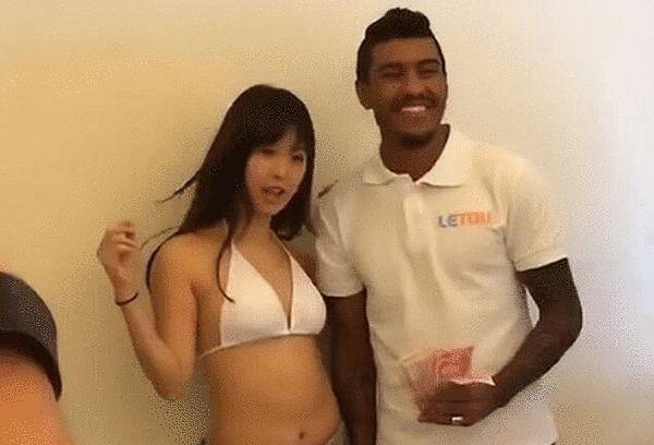 和平：不是等来的孩子，而是搏来的明天“和平就像个孩子，总归是要跑到你面前的。