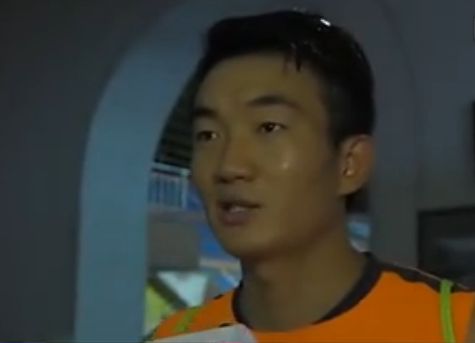 星爵、凯瑟琳带两个女儿出街星爵努力造人，五年抱仨的架势早就有迹可循！