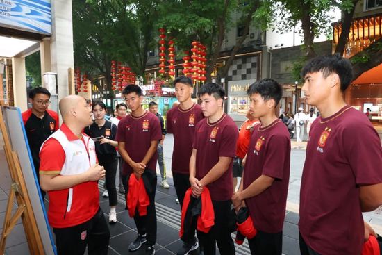 上榜好人中，有半生潜心收集党史资料、以赤子之心赓续红色血脉的退伍老兵吴岱根；