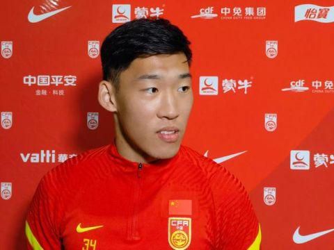 大方认爱卡哥：是的，我们订婚了 锦绣开年！