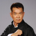 在预告中，一个关于“不义之财”的故事渐次展开。