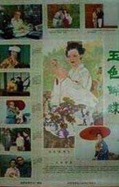 残留着熟悉气味的旧纸箱，成为小狗的安全感寄托；