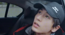 该片刚刚在5天之前制作完 黄佐超 2023-09-22 上一页12345...99下一页 | | | | | | 电影频道节目中心官方网站CCTV6 VIP影院 全部 电影 电视剧 影人 视频 图片 新闻 更新时间 所有 1小时内 今日内 1周内 1个月内 从资讯频道搜索 结果 43718 条 艾玛·罗伯茨订婚后出席活动 黑白短裙简约优雅 2014-01-24 近日，《ELLE》杂志年度电视女性盛典在西好莱坞举行，艾玛·罗伯茨、埃米·罗森、佐伊·丹斯切尔等女星出席，刚刚订婚的艾玛·罗伯茨身穿简约的黑白裙，左手无名指上的订婚钻戒非常醒目；埃米·罗森的浅色连身 经典作《佐罗》或将重生 重启片有望明年开拍 2015-08-19 随着好莱坞的翻拍风潮和续集风潮的流行，以及英雄主义的盛行，上个世纪流行的侠盗形象的代表人物佐罗，或将再次登上大银幕。